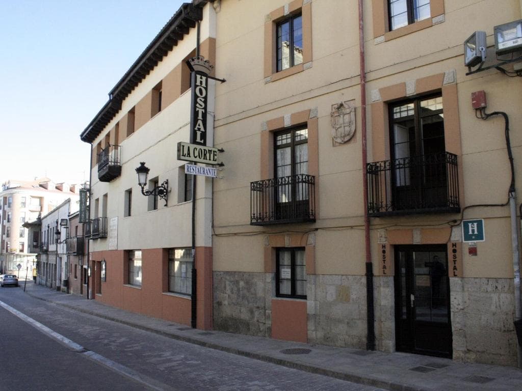 La Corte Hostal-Restaurant