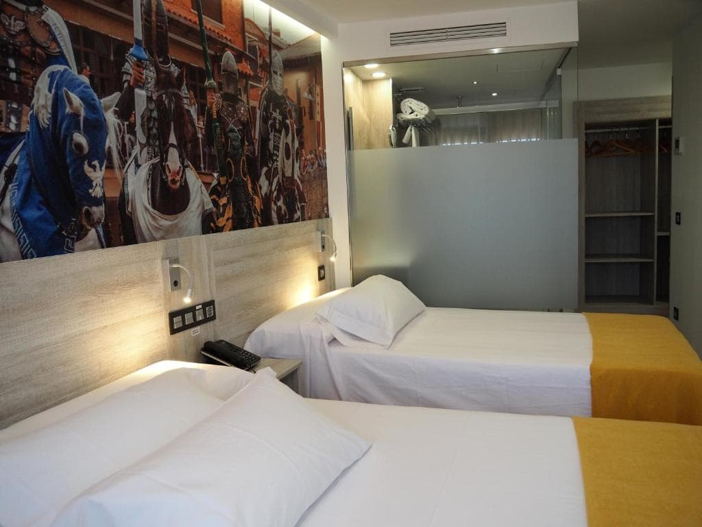 Don Suero de Quiñones Hostal