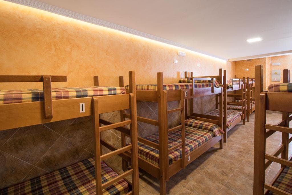 Cuatro Cantones Hostel-Restaurant