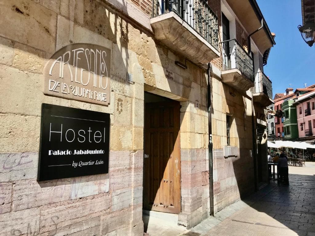 Hostel Quartier León Jabalquinto