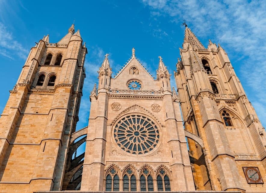 Mansilla de las Mulas - León